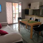 In With Terrace, Air Conditioning, Wi-fi, Dishwasher *