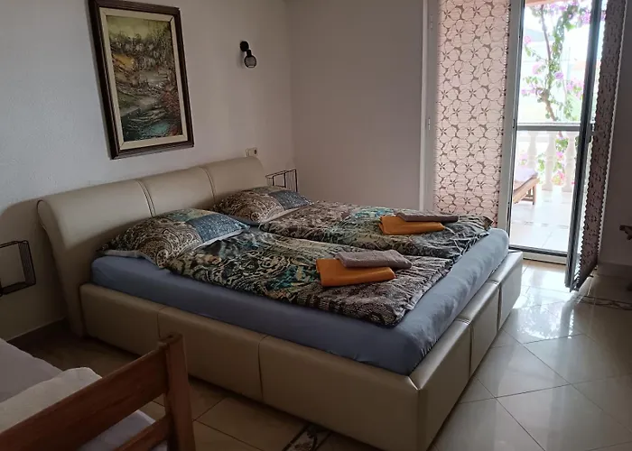 In With Terrace, Air Conditioning, Wi-fi, Dishwasher Biograd Na Moru