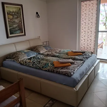 In With Terrace, Air Conditioning, Wi-fi, Dishwasher Biograd na Moru