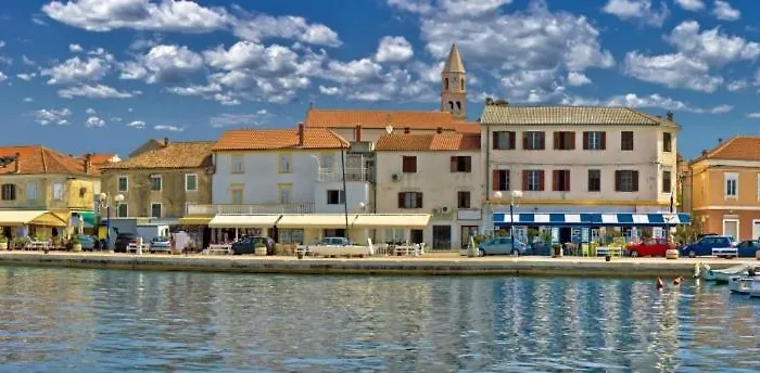 In With Terrace, Air Conditioning, Wi-fi, Dishwasher Apartmán *